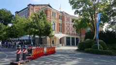 Juli 2025: Er&ouml;ffnung der Bayreuther Festspiele im Zeichen von zehn Jahren unkontrollierter Migration